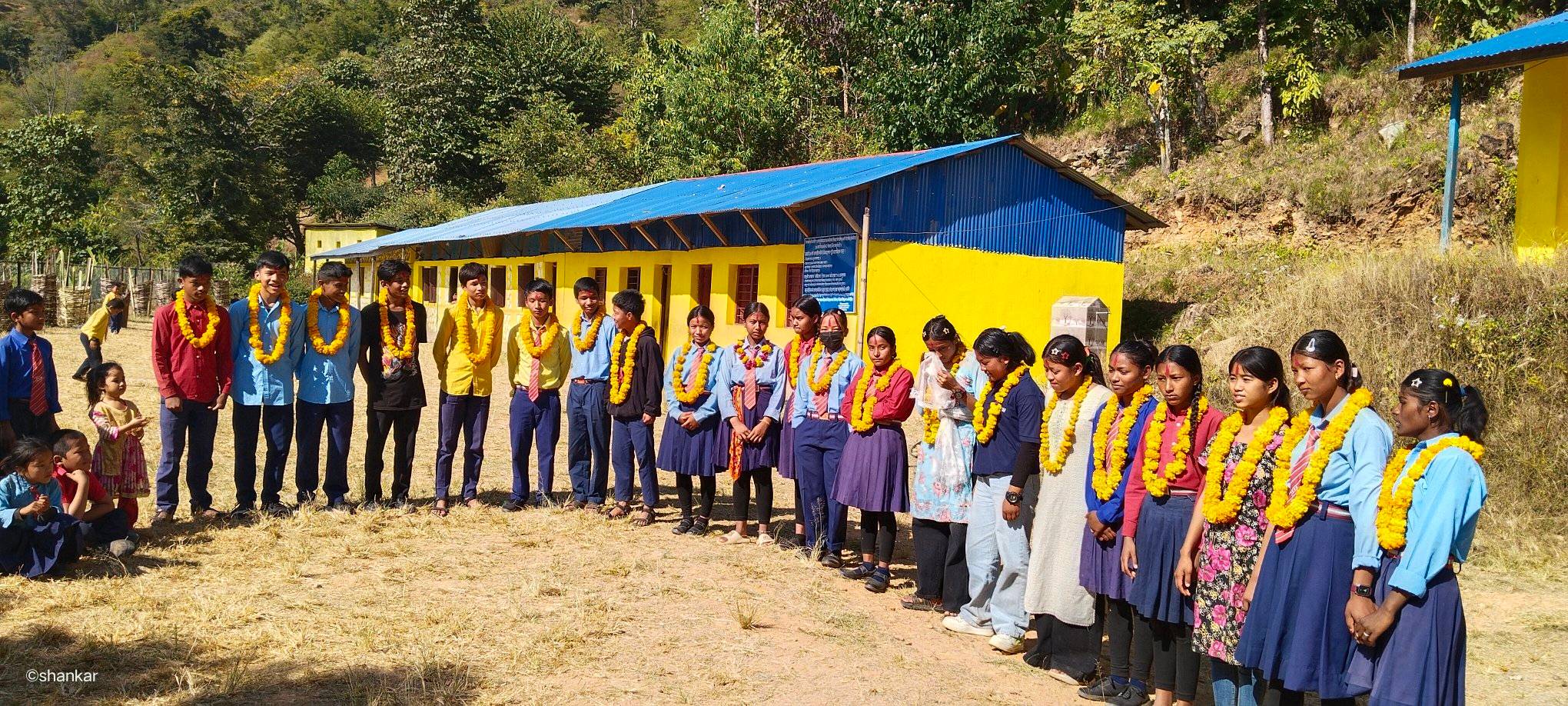 शिक्षा नै जीवनको उज्यालो हो।